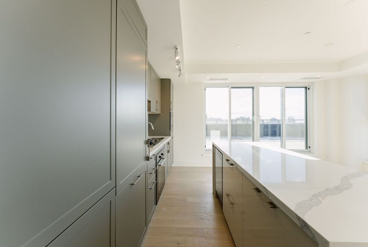 8 Manor Road W Toronto 8 Manor Road W Toronto