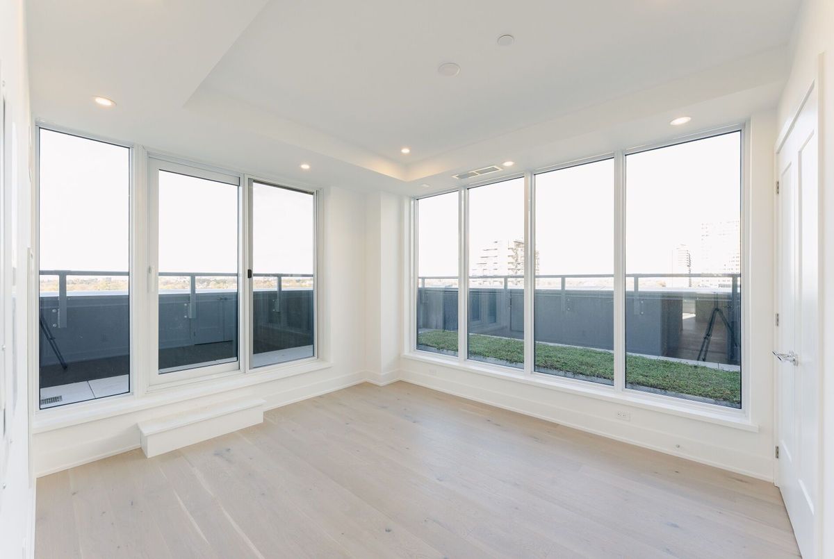 8 Manor Road W Toronto 8 Manor Road W Toronto