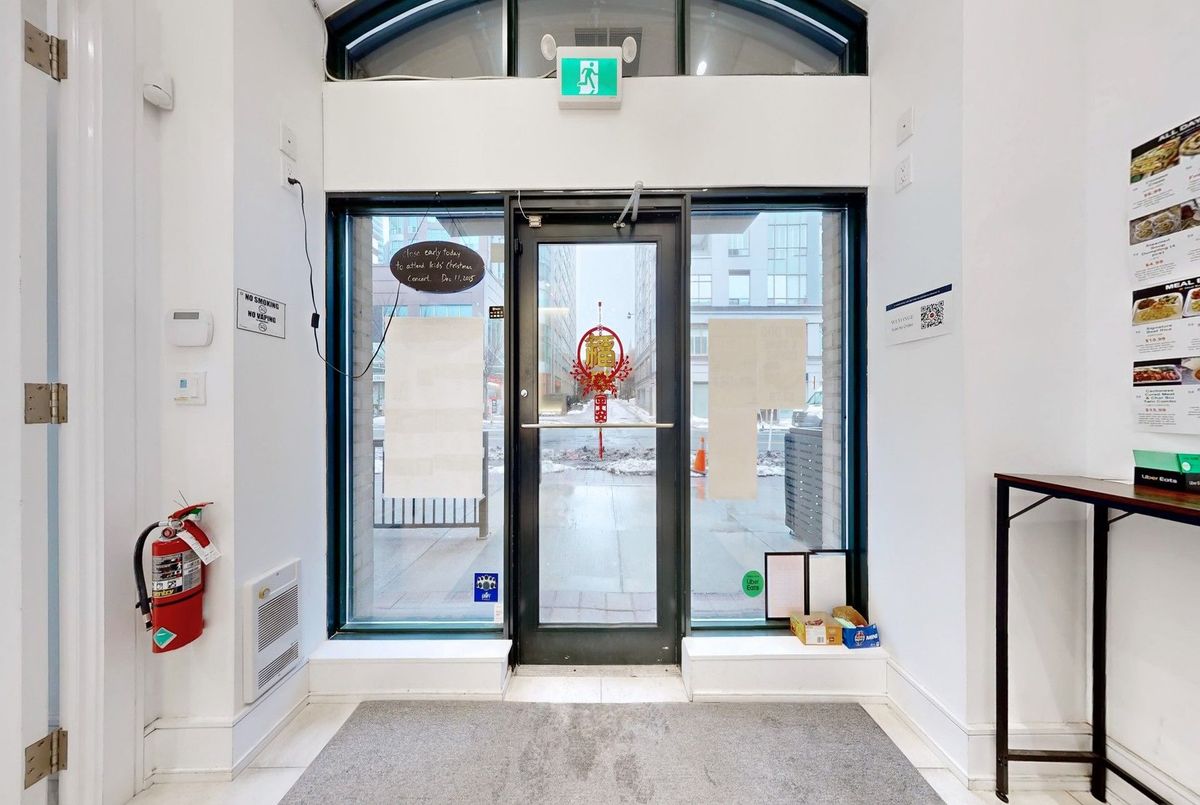 909 Yonge Street Toronto 909 Yonge Street Toronto