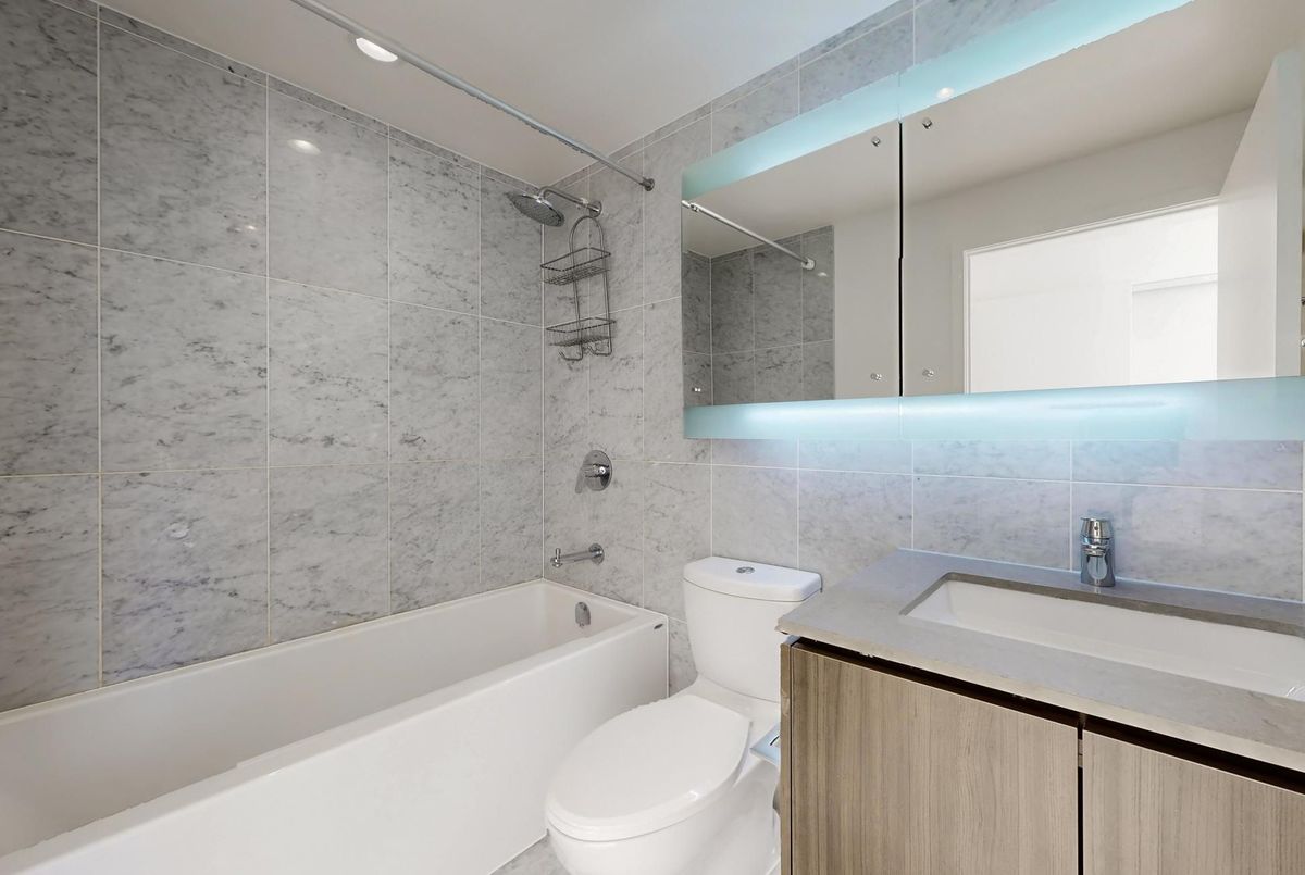 117 Mcmahon Drive Toronto 117 Mcmahon Drive Toronto