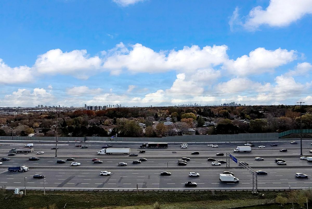 117 Mcmahon Drive Toronto 117 Mcmahon Drive Toronto