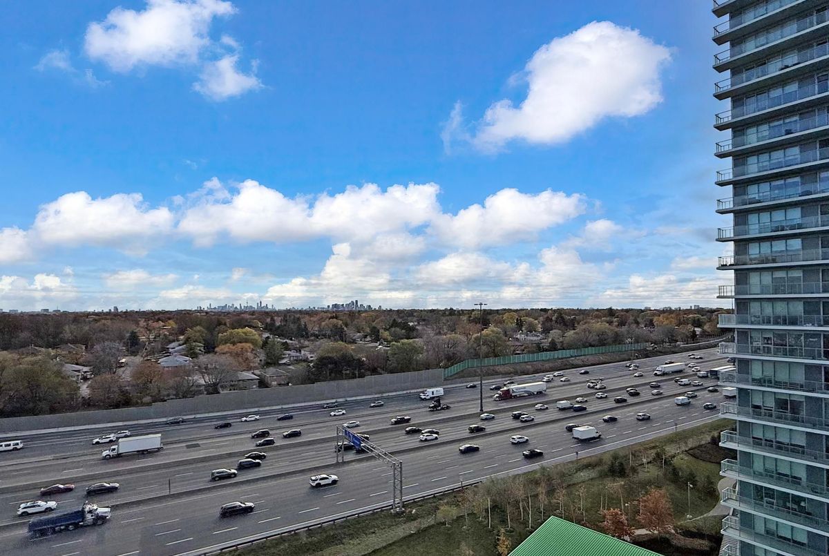 117 Mcmahon Drive Toronto 117 Mcmahon Drive Toronto