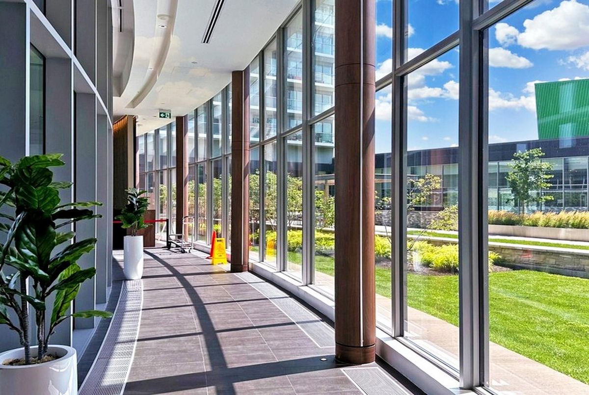 117 Mcmahon Drive Toronto 117 Mcmahon Drive Toronto