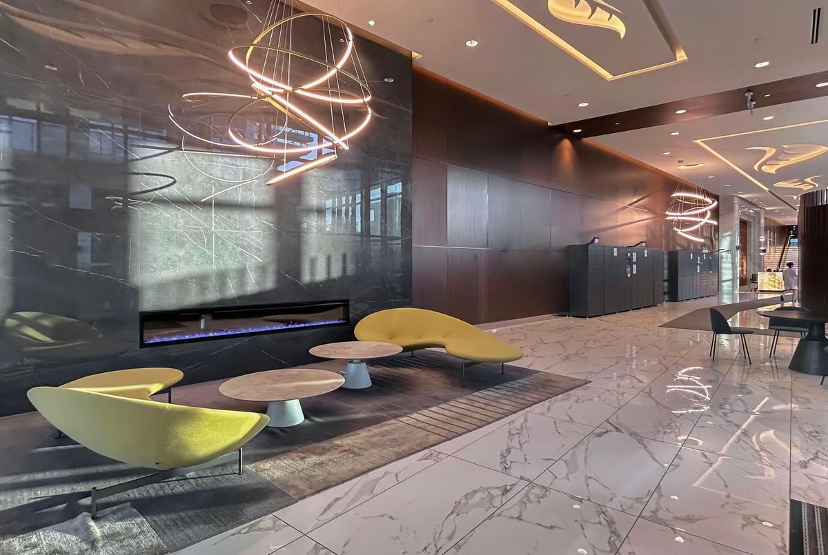 117 Mcmahon Drive Toronto 117 Mcmahon Drive Toronto