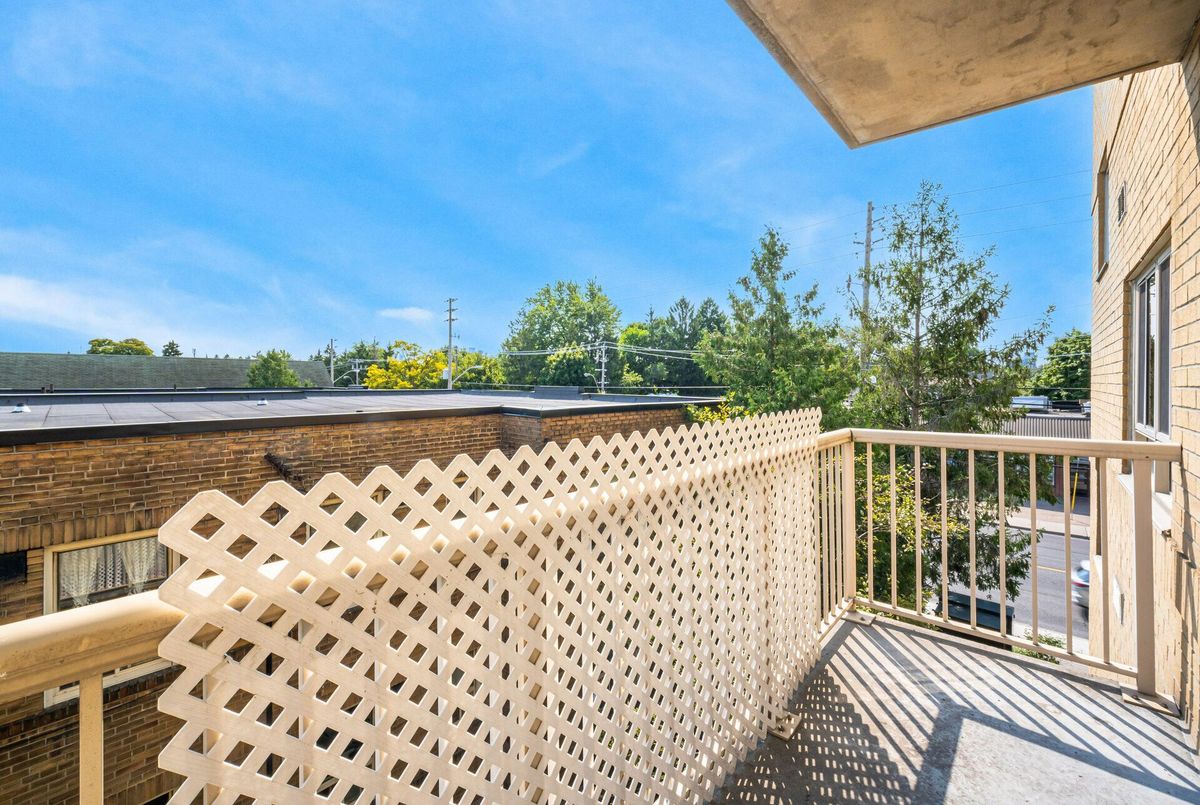 1387 Bayview Avenue Toronto 1387 Bayview Avenue Toronto