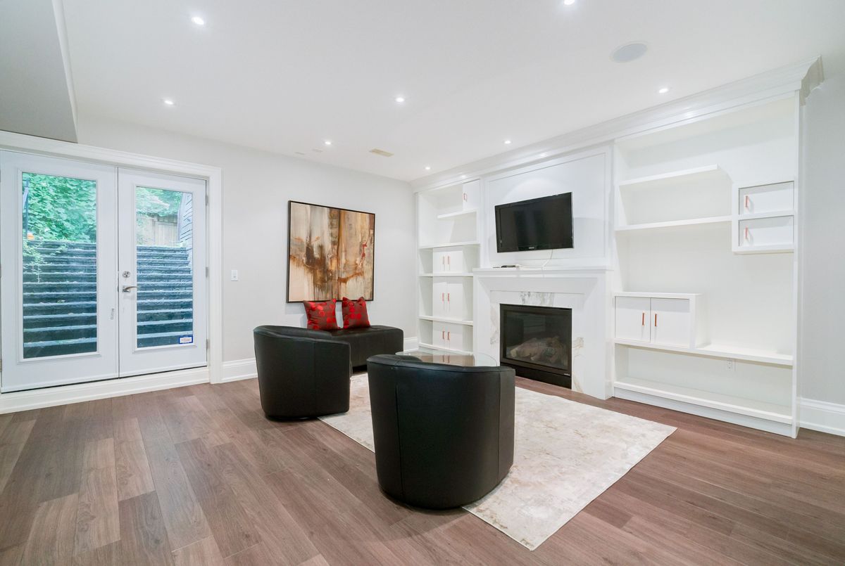 149 Ronan Avenue Toronto 149 Ronan Avenue Toronto