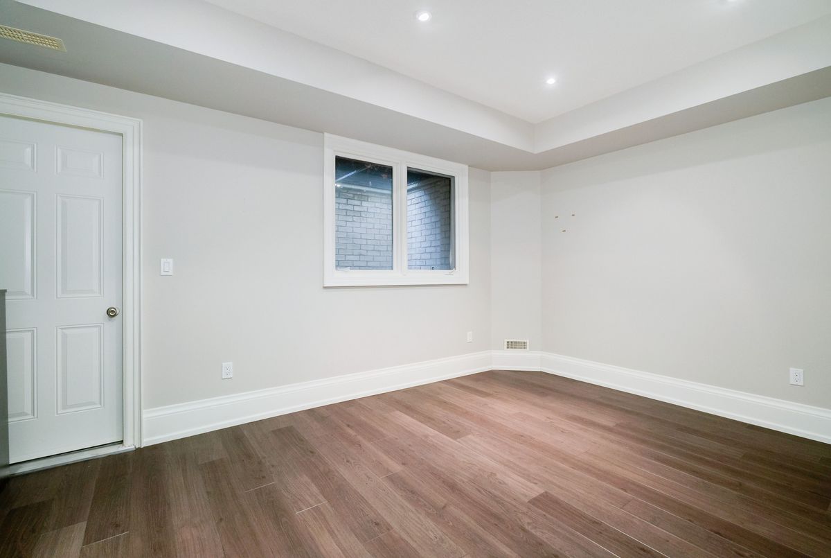 149 Ronan Avenue Toronto 149 Ronan Avenue Toronto