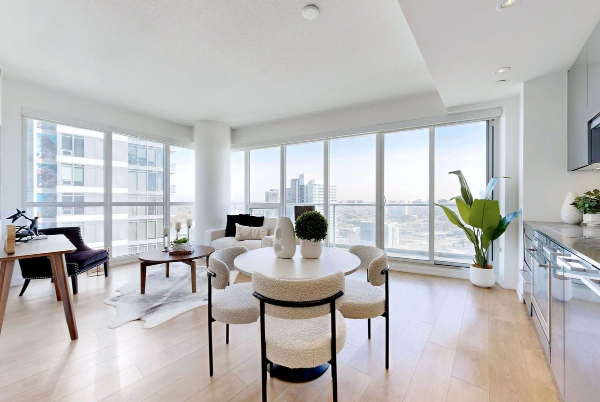 117 Mcmahon Drive Toronto 117 Mcmahon Drive Toronto