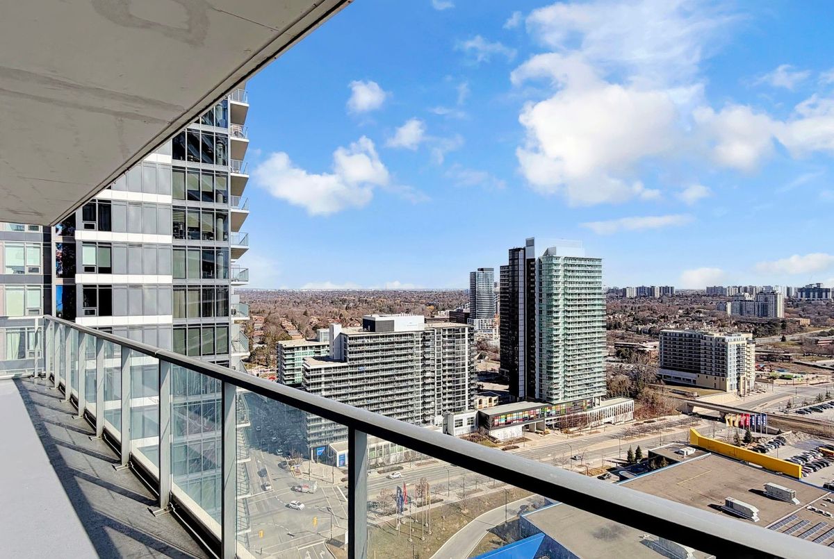 117 Mcmahon Drive Toronto 117 Mcmahon Drive Toronto