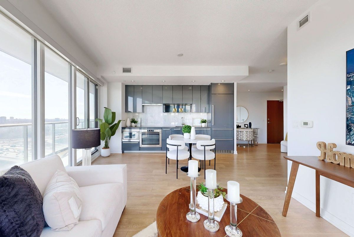 117 Mcmahon Drive Toronto 117 Mcmahon Drive Toronto