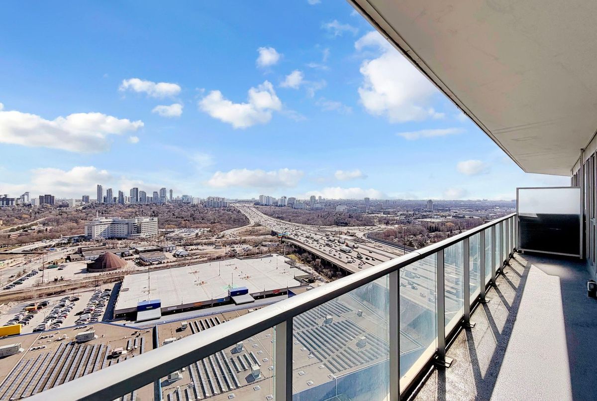 117 Mcmahon Drive Toronto 117 Mcmahon Drive Toronto