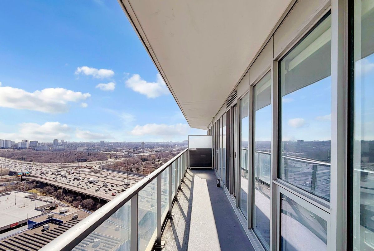 117 Mcmahon Drive Toronto 117 Mcmahon Drive Toronto