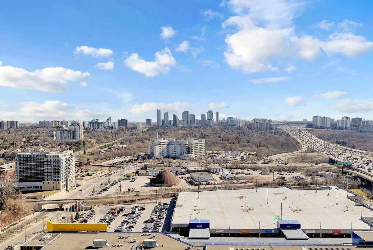 117 Mcmahon Drive Toronto 117 Mcmahon Drive Toronto