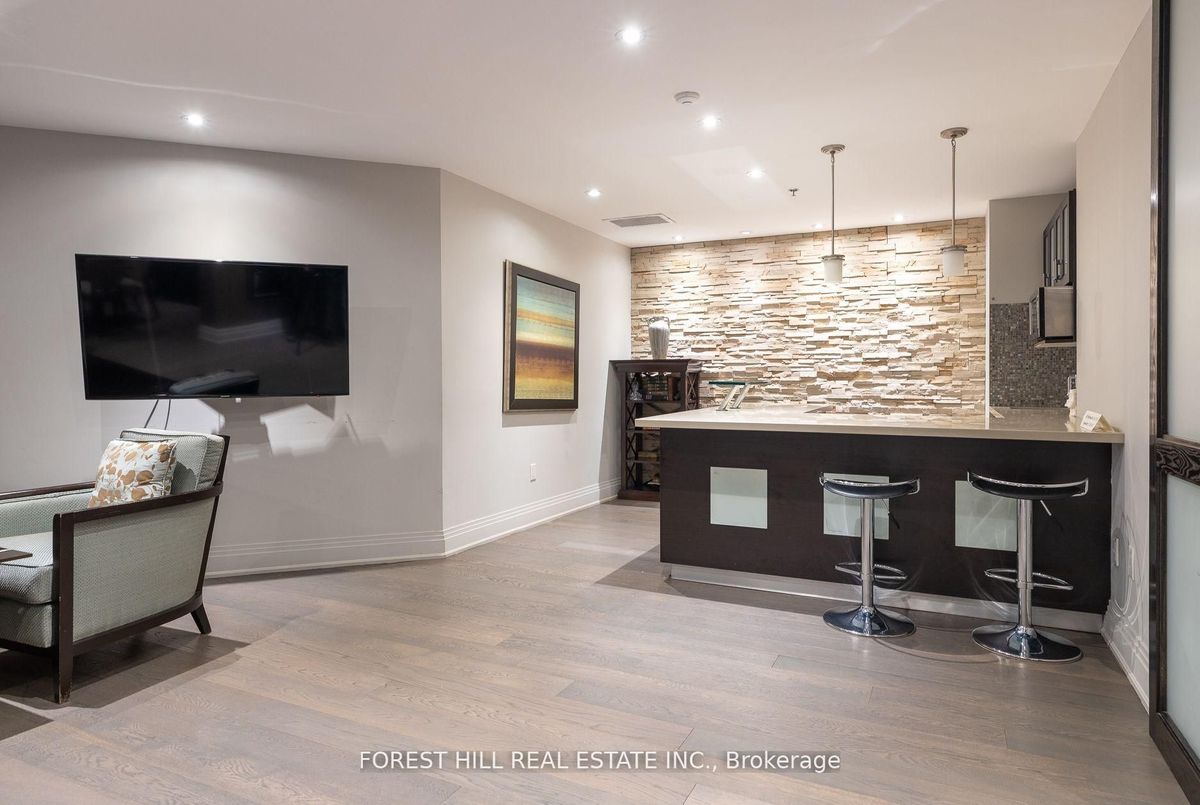 99 Avenue Road Toronto 99 Avenue Road Toronto