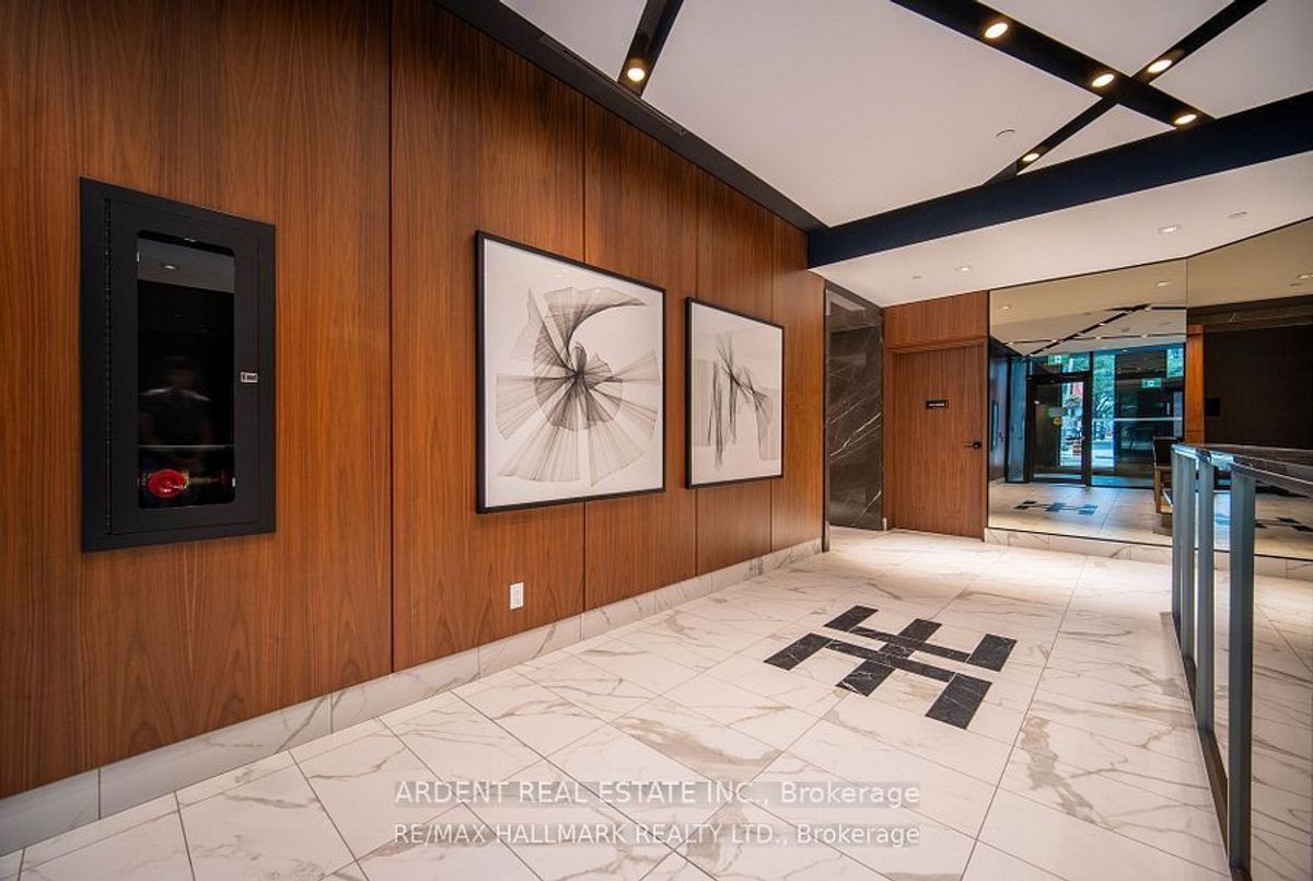img-gallery