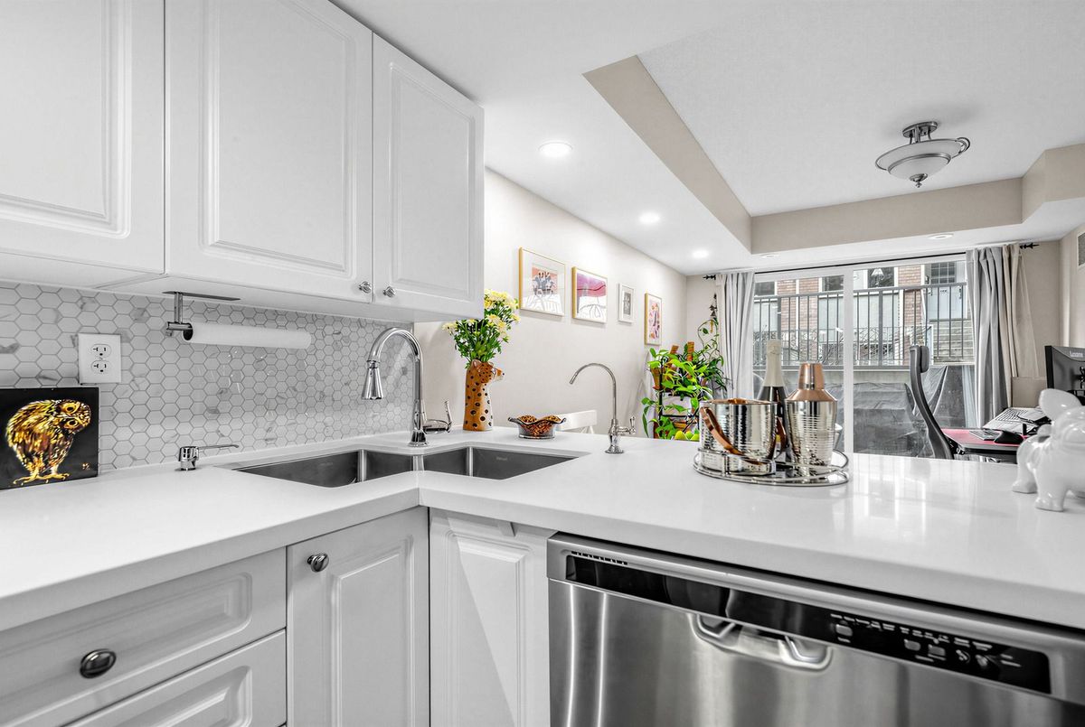 30 Merchant Lane Toronto 30 Merchant Lane Toronto