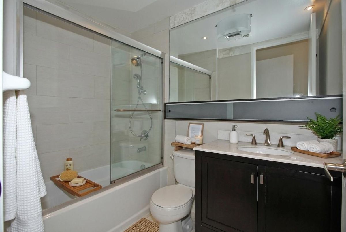 85 Bloor Street E Toronto 85 Bloor Street E Toronto