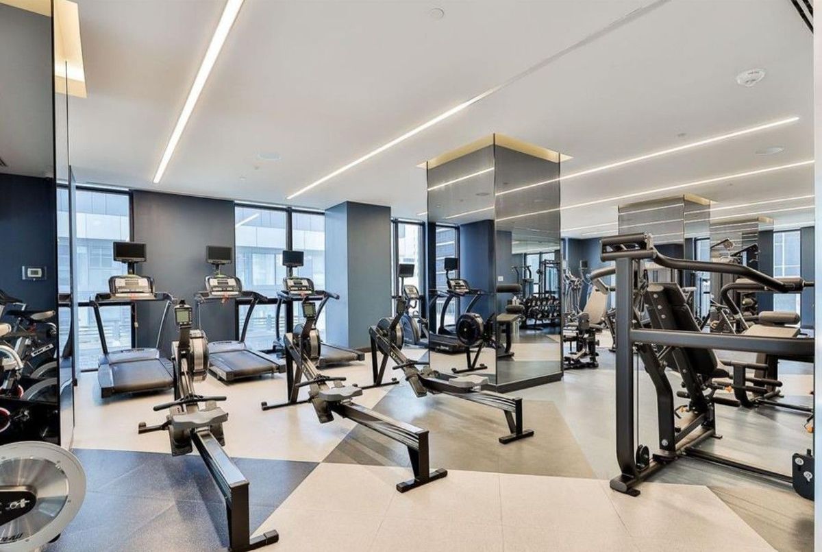 1 Yorkville Avenue Toronto 1 Yorkville Avenue Toronto