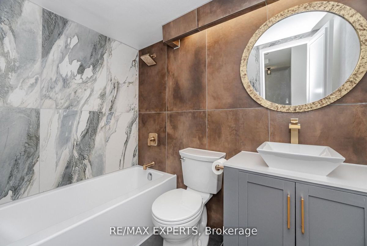 10 Parkway Forest Drive Toronto 10 Parkway Forest Drive Toronto