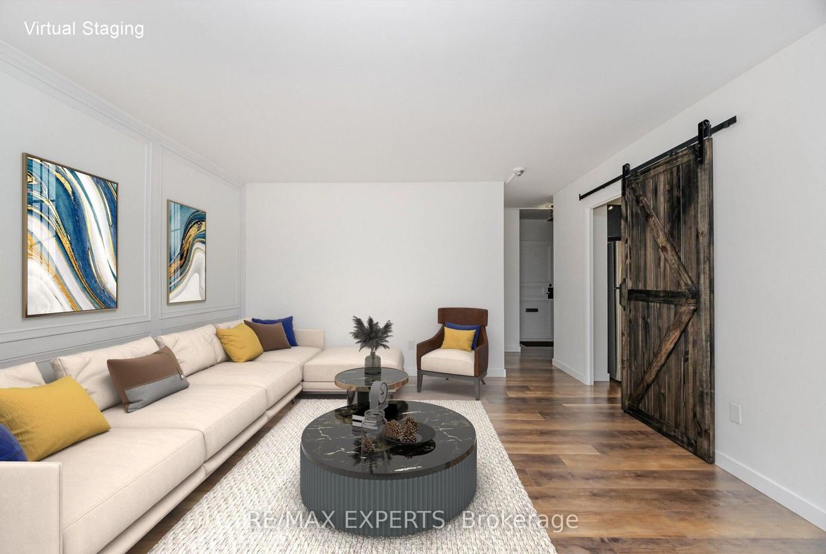 10 Parkway Forest Drive Toronto 10 Parkway Forest Drive Toronto