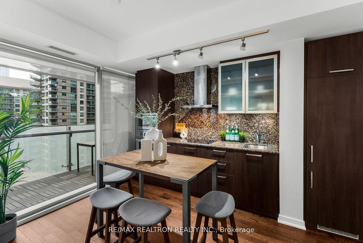 14 York Street Toronto 14 York Street Toronto