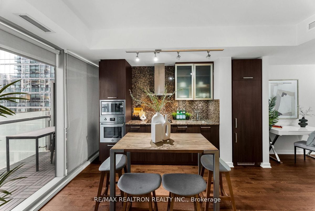 14 York Street Toronto 14 York Street Toronto