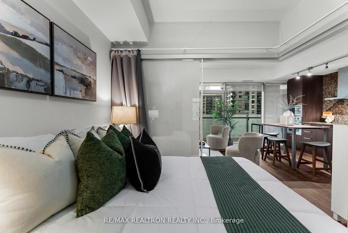 14 York Street Toronto 14 York Street Toronto