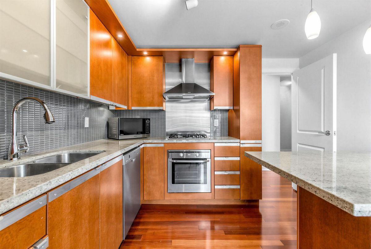 1430 Yonge Street Toronto 1430 Yonge Street Toronto