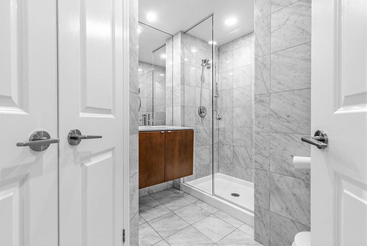 1430 Yonge Street Toronto 1430 Yonge Street Toronto