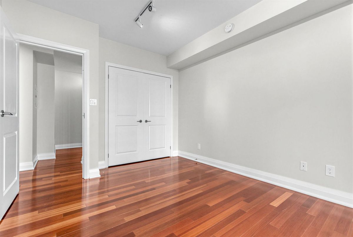 1430 Yonge Street Toronto 1430 Yonge Street Toronto