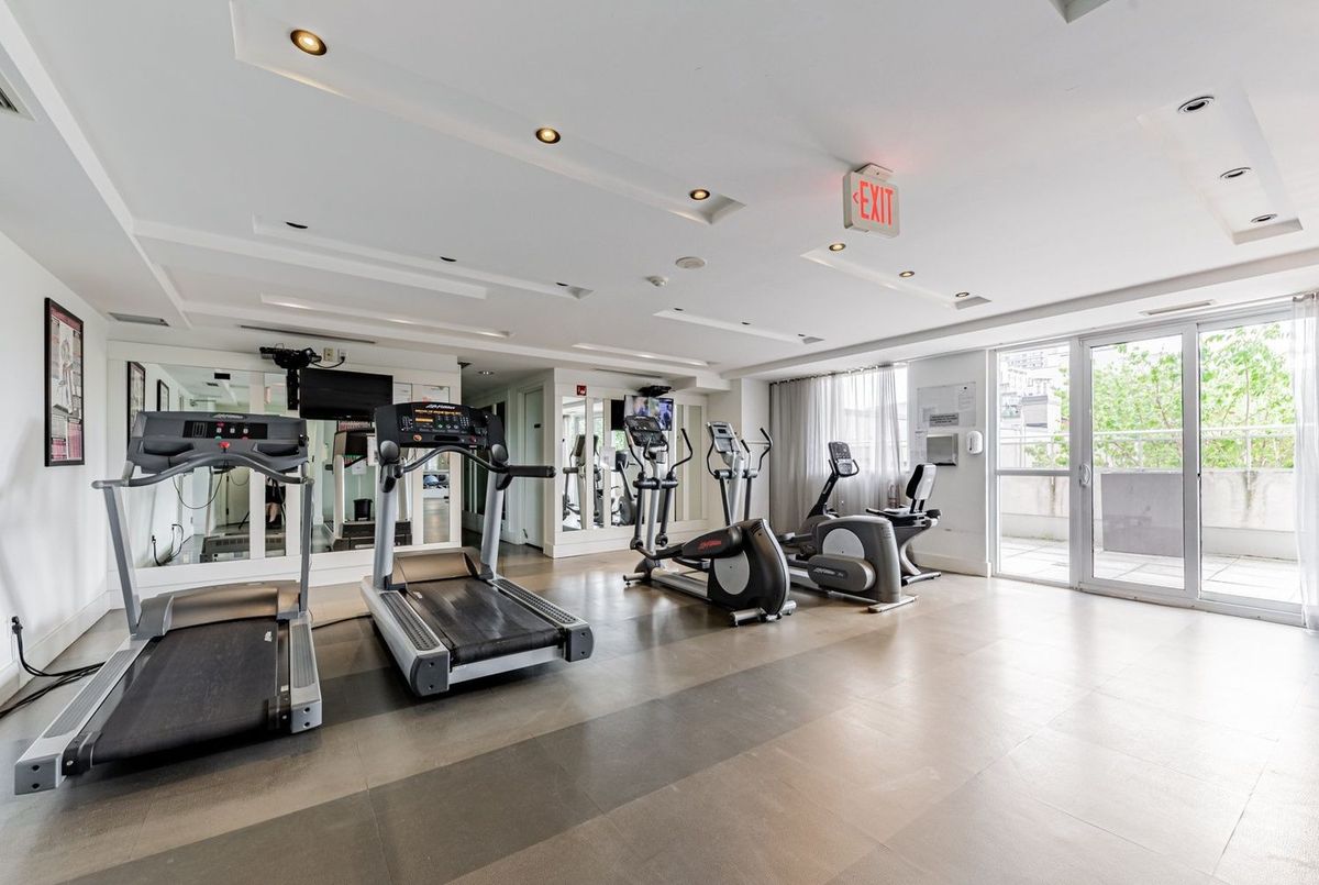 1430 Yonge Street Toronto 1430 Yonge Street Toronto