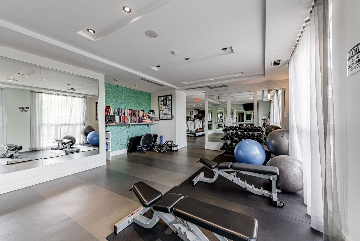 1430 Yonge Street Toronto 1430 Yonge Street Toronto