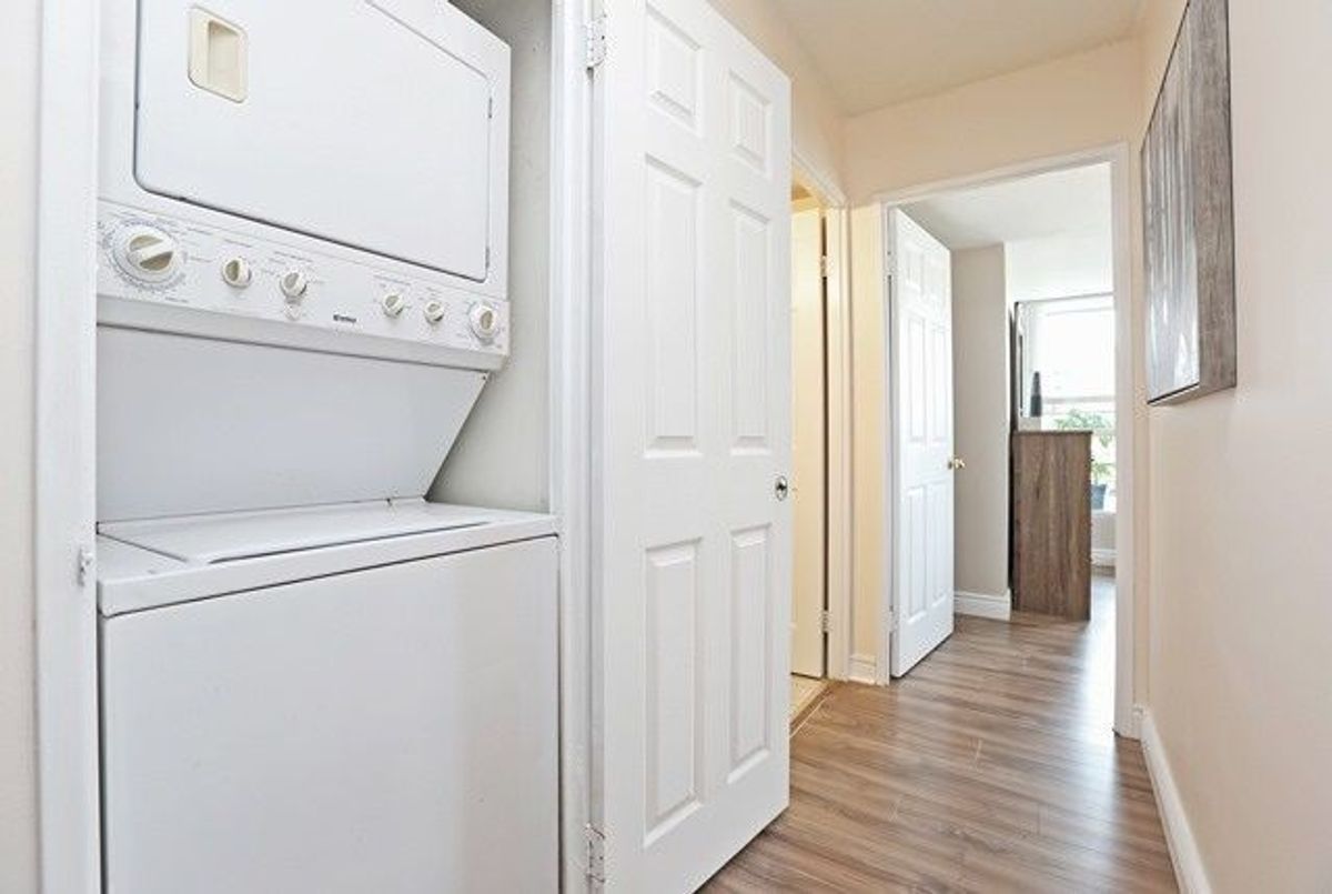 18 Parkview Avenue Toronto 18 Parkview Avenue Toronto