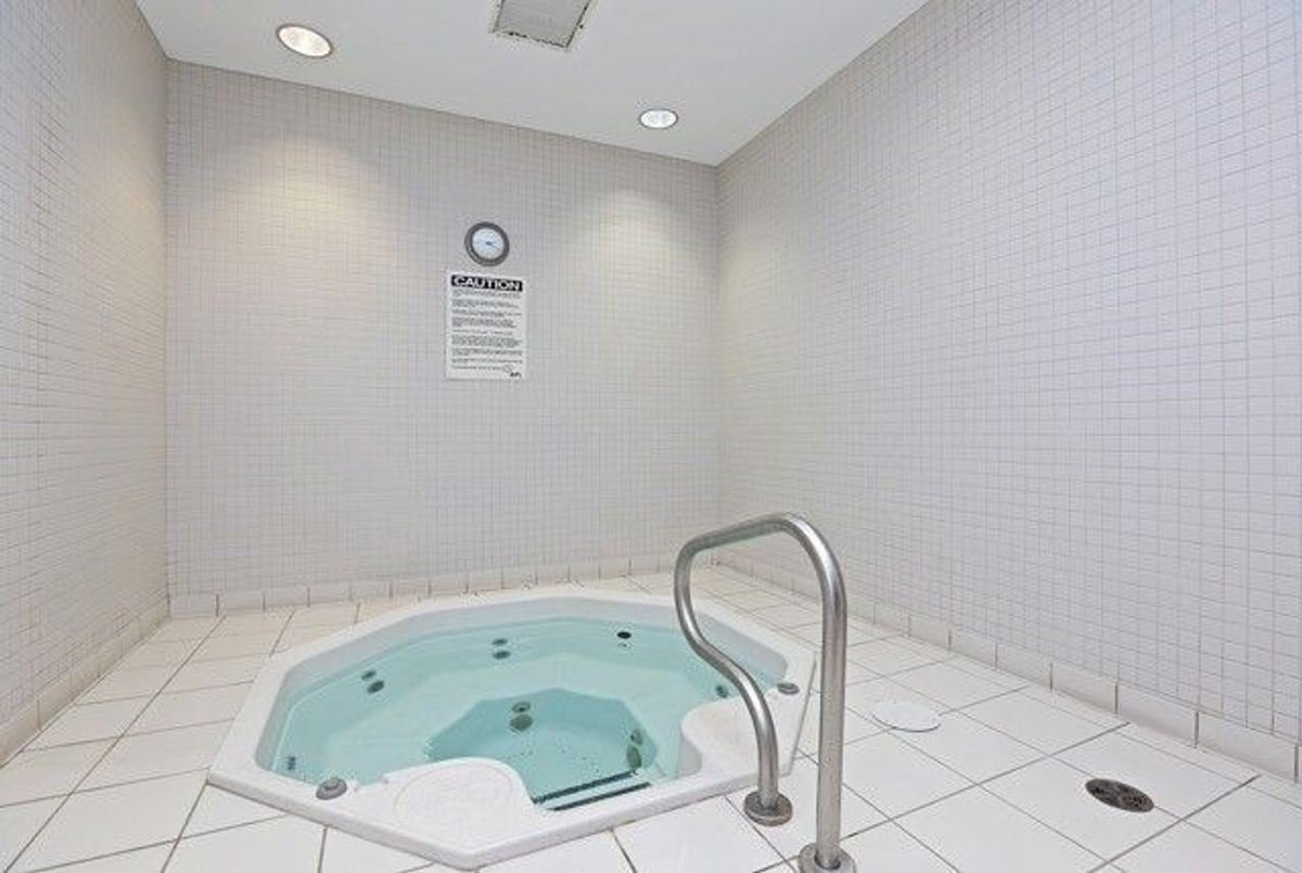 18 Parkview Avenue Toronto 18 Parkview Avenue Toronto