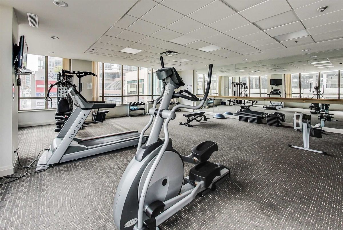 18 Parkview Avenue Toronto 18 Parkview Avenue Toronto