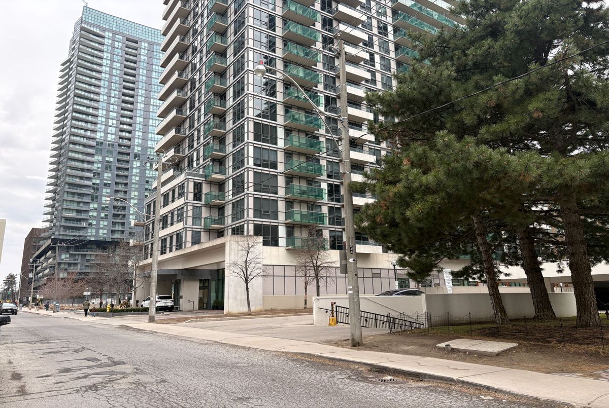 70 Roehampton Avenue Toronto 70 Roehampton Avenue Toronto