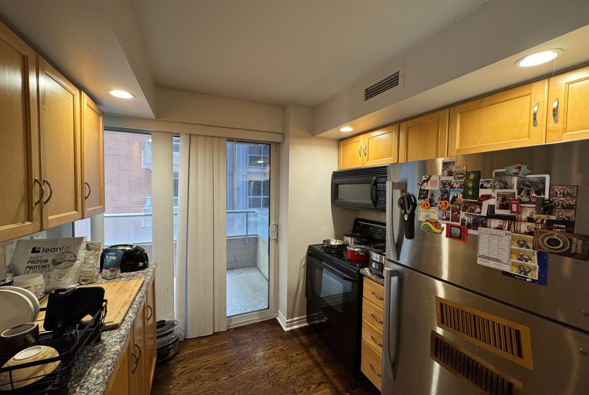 270 Wellington Street W Toronto 270 Wellington Street W Toronto