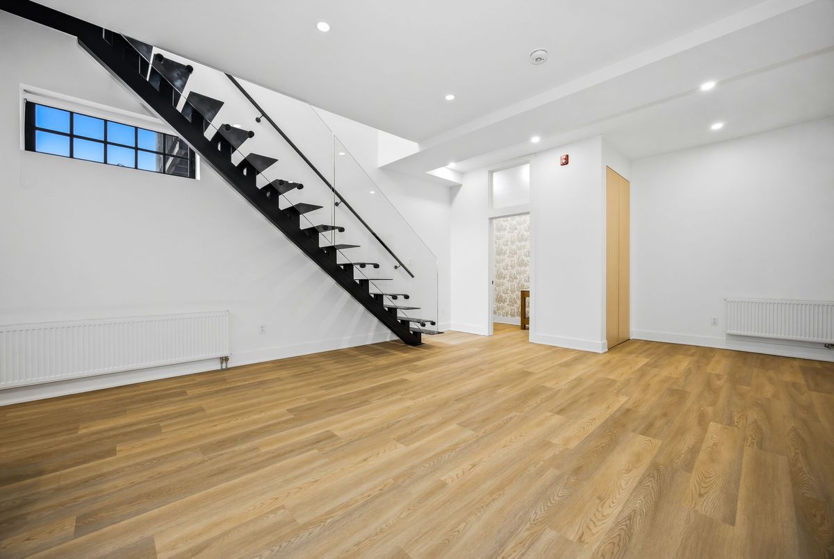 1067 College Street Toronto 1067 College Street Toronto