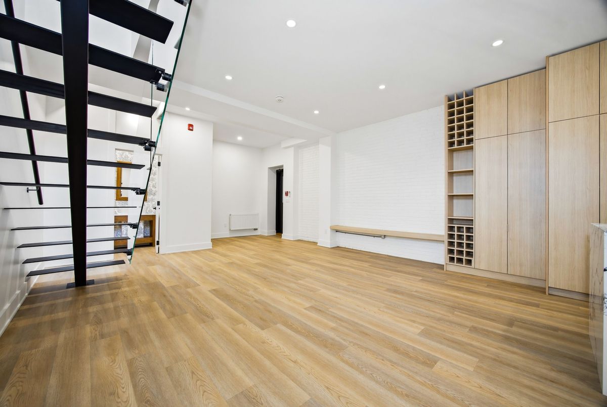 1067 College Street Toronto 1067 College Street Toronto