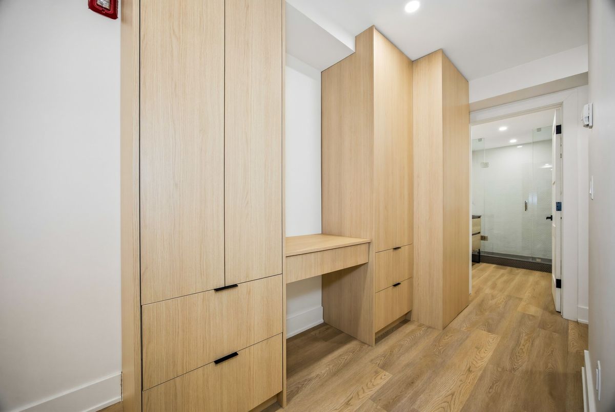 1067 College Street Toronto 1067 College Street Toronto