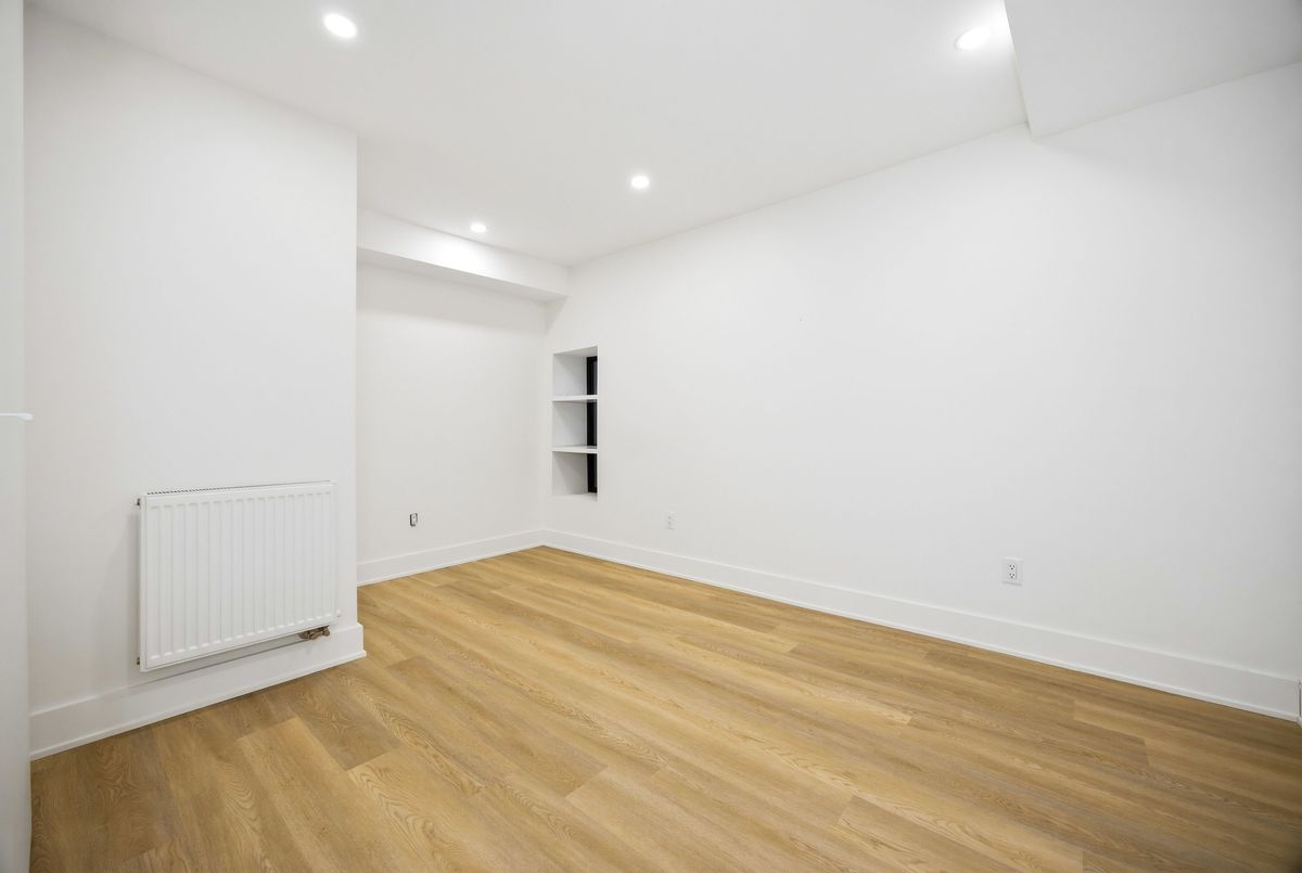 1067 College Street Toronto 1067 College Street Toronto