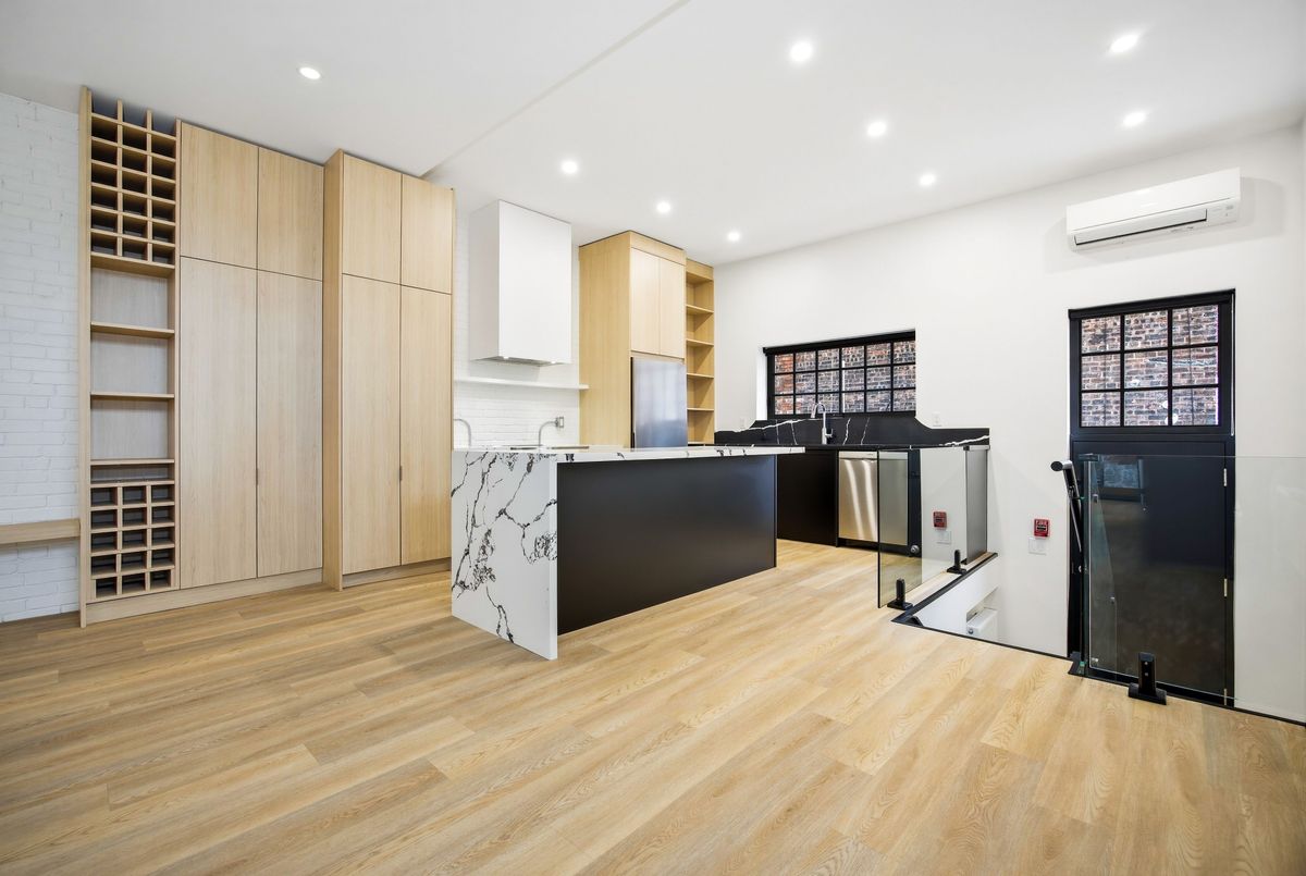 1067 College Street Toronto 1067 College Street Toronto