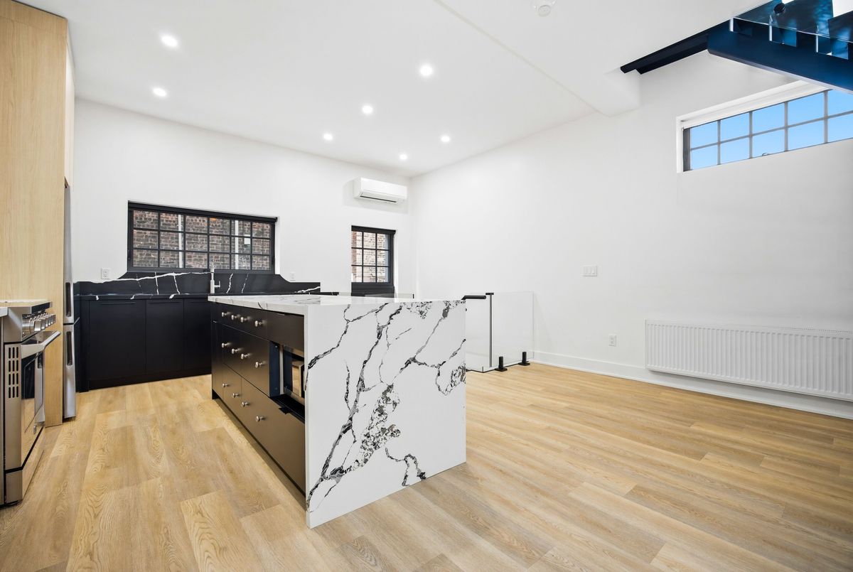 1067 College Street Toronto 1067 College Street Toronto