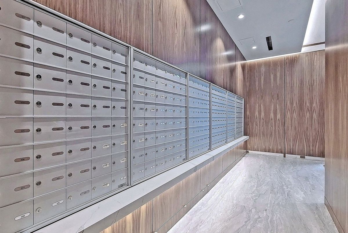 99 Foxbar Road Toronto 99 Foxbar Road Toronto