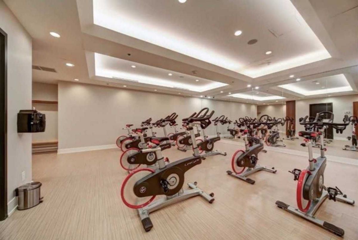 99 Foxbar Road Toronto 99 Foxbar Road Toronto