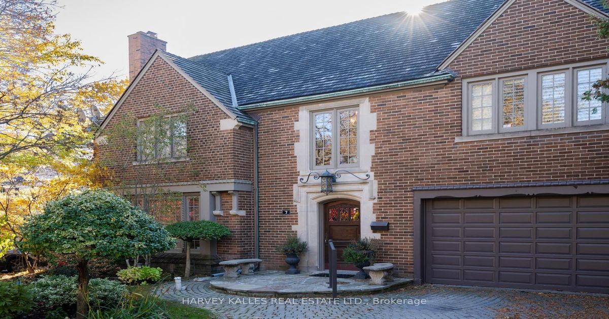 7 Ridgewood Road Toronto