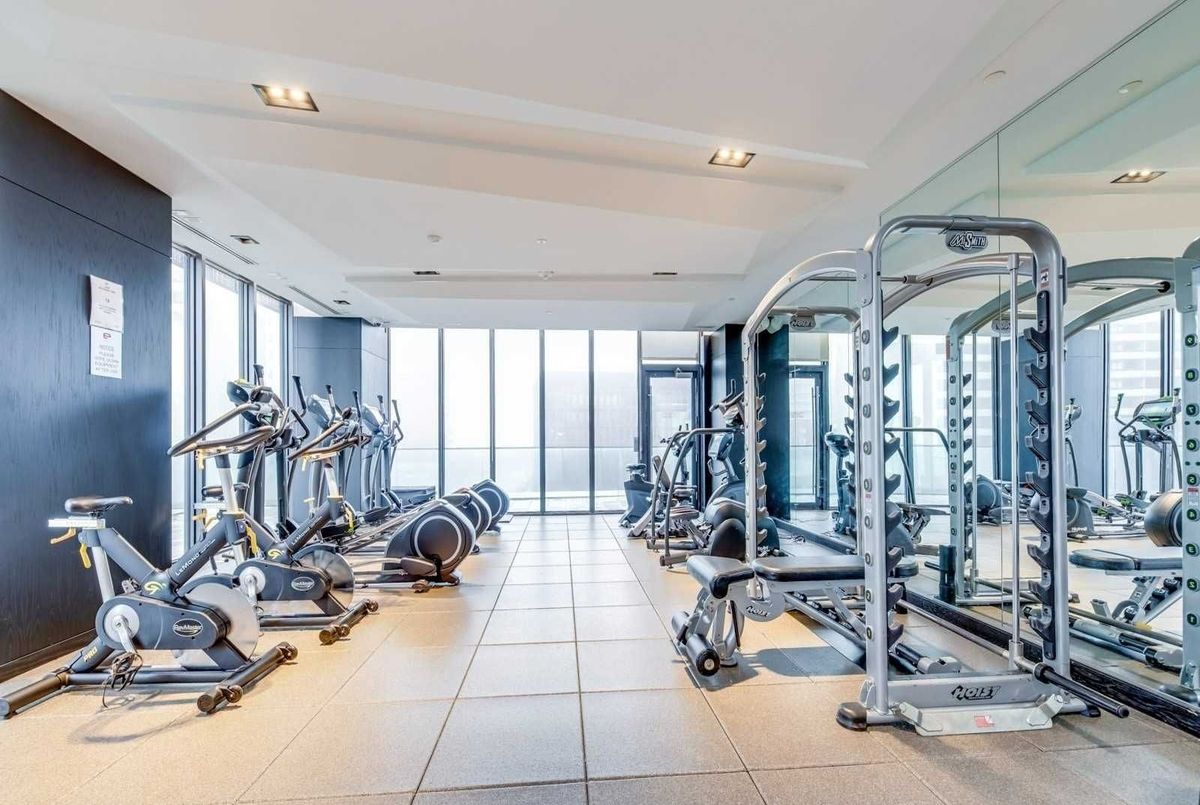 8 Eglinton Avenue E Toronto 8 Eglinton Avenue E Toronto