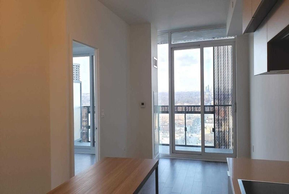 8 Eglinton Avenue E Toronto 8 Eglinton Avenue E Toronto