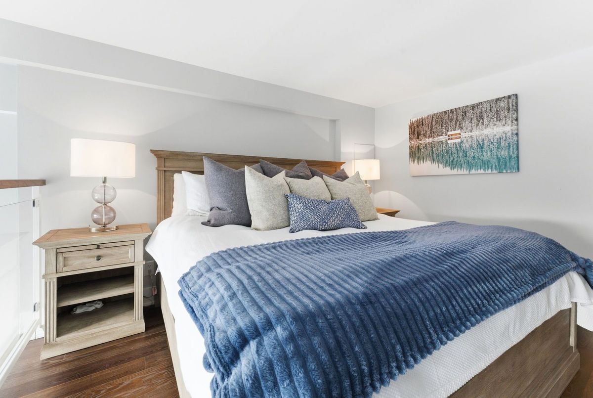 111 St Clair Avenue W Toronto 111 St Clair Avenue W Toronto