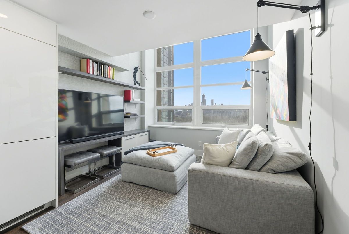 111 St Clair Avenue W Toronto 111 St Clair Avenue W Toronto